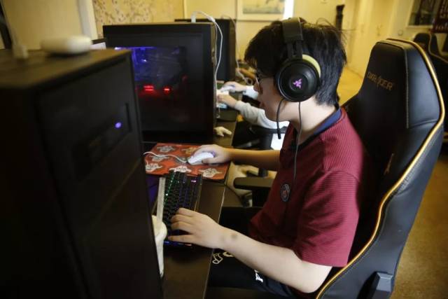 两套服务器 两套服务器